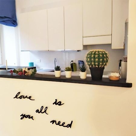 Ferienwohnung Casaviva - Beautiful Bilo With Shared Pool In Genova Nervi Exterior foto